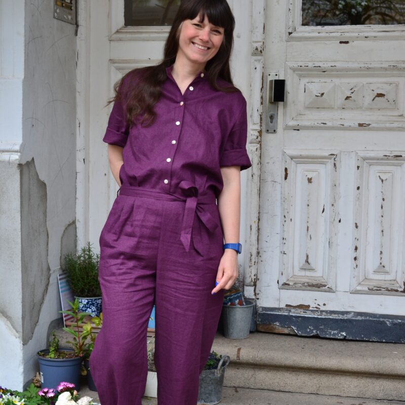 Jumpsuit aus Leinen, Farbe mulberry