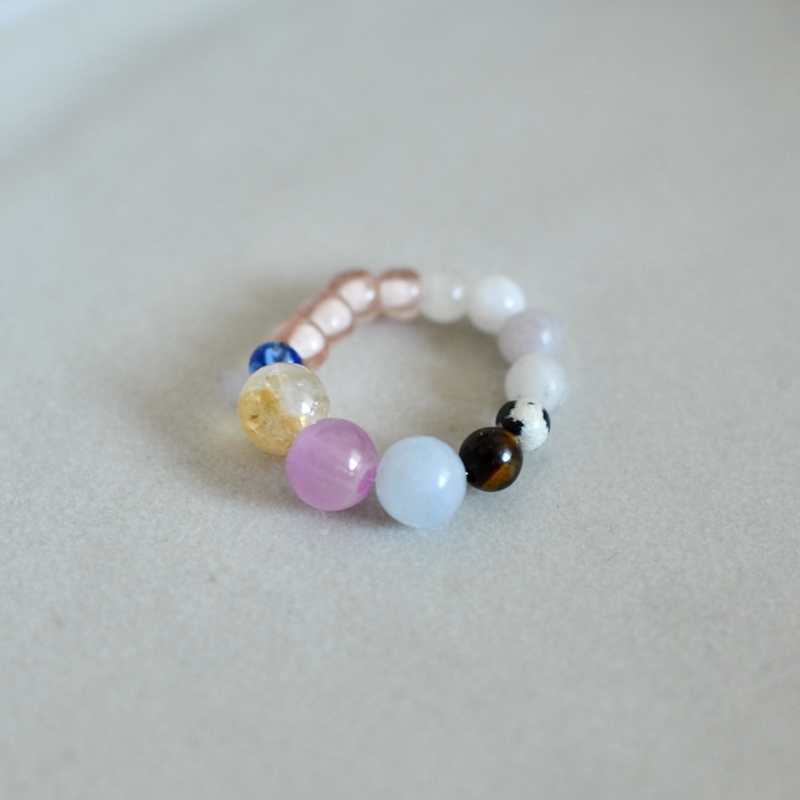 #01 Ring (Größe 1) mit Edelsteinmix Citrin, Jade, Morganit