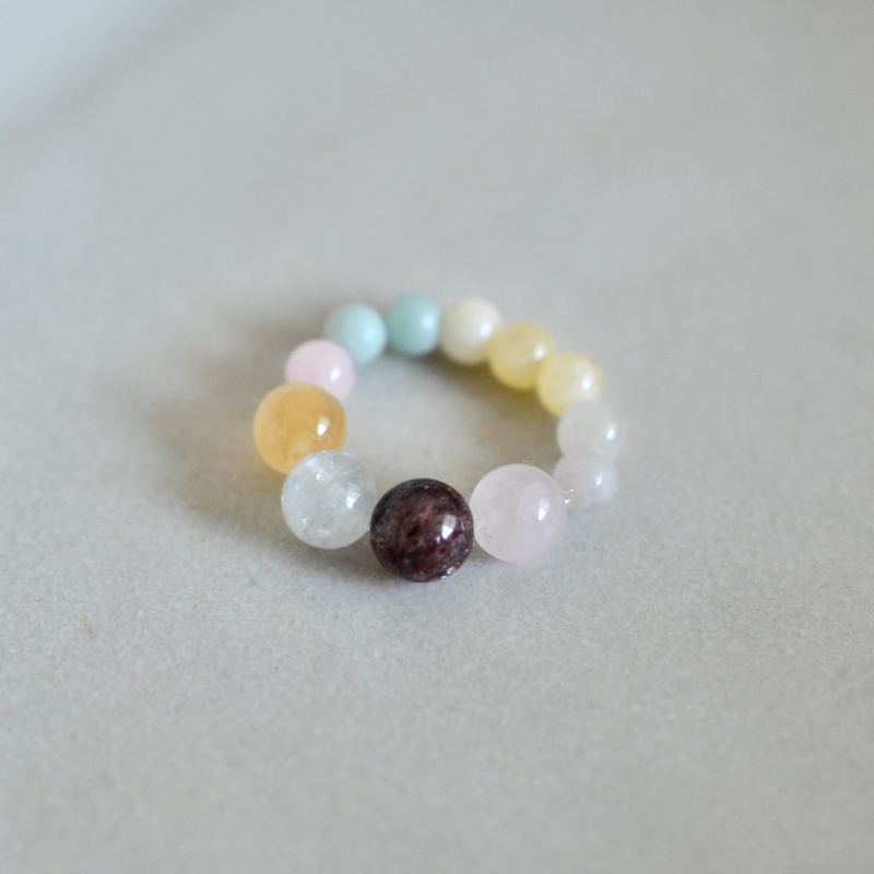 #06 Ring (Größe 2) mit Edelstein- und Perlenmix Rosenquarz, Amethyst, Aventurin, Jade