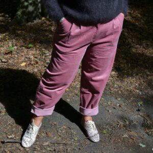 Cordhose mauve'26, ballon fit