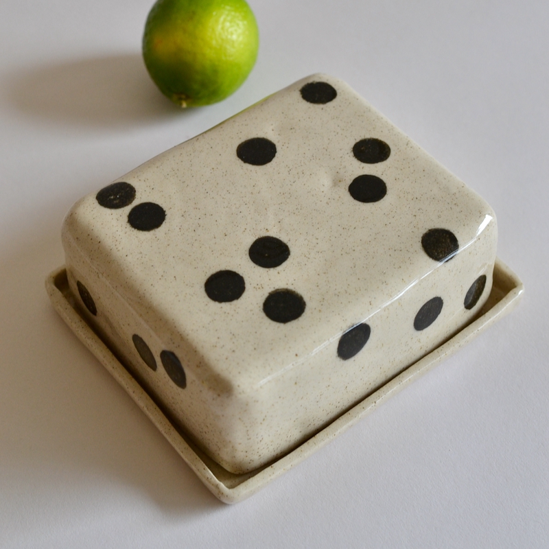 #24 Butterdose black dots – Bild 2
