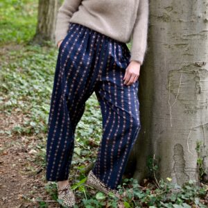 Barrel Fit Hose "Daisy flowers"