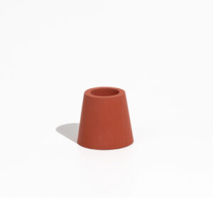 Kerzenhalter aus Beton, Farbe Rost