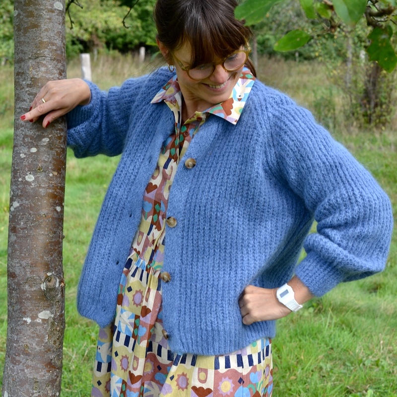 Mohair Strickjacke, Farbe Frisian blue