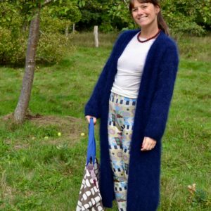 Flauschiger Mohair Strickmantel, Farbe navy