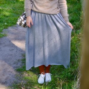 Fließender Strickrock aus Viskose, grey melange