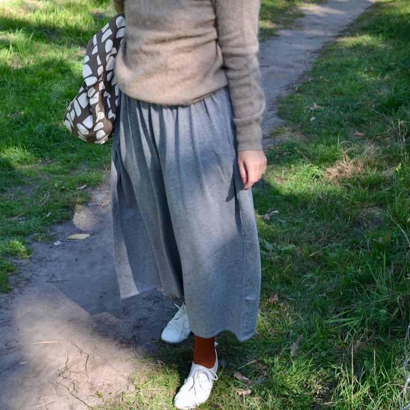 Fließender Strickrock aus Viskose, grey melange – Bild 3