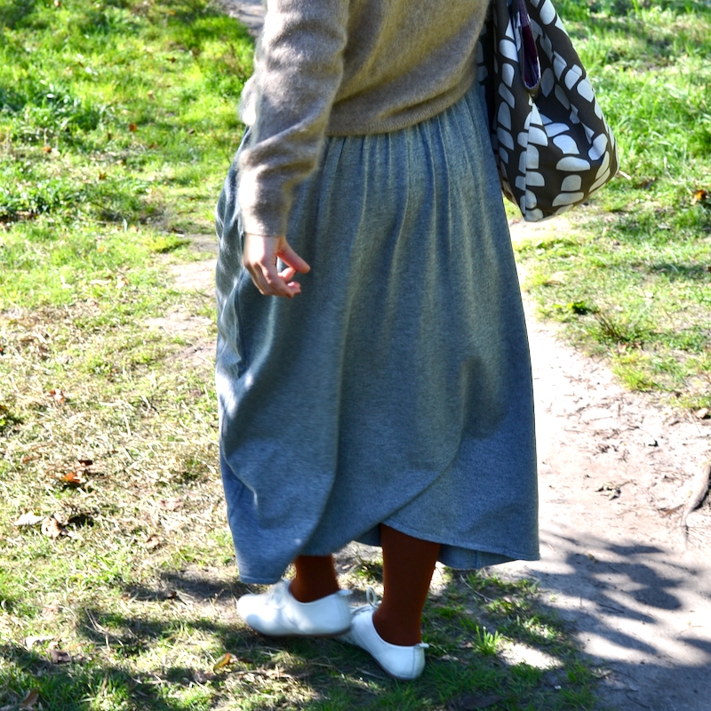 Fließender Strickrock aus Viskose, grey melange – Bild 7